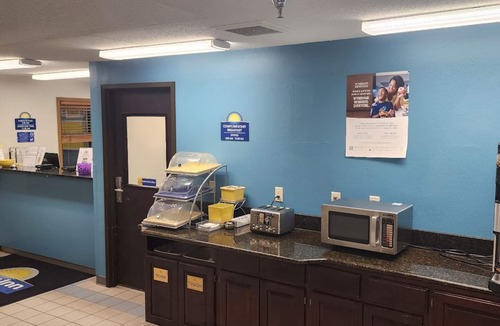Austin Hotel | Days Inn by Wyndham Austin