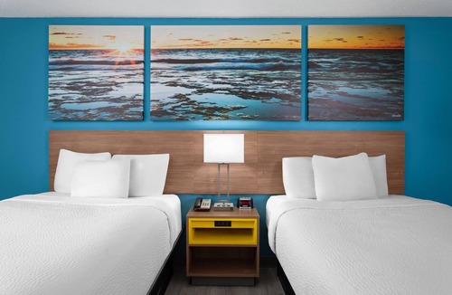 Austin Hotel | Days Inn by Wyndham Austin