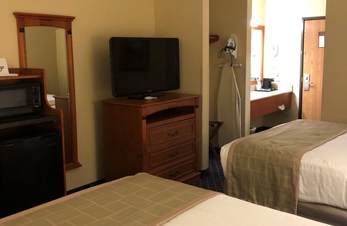Perry Hotel | Days Inn by Wyndham Brigham City