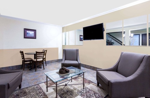 Sehome Hotel | Days Inn by Wyndham Bellingham