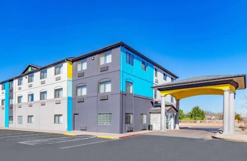 Bernalillo Hotel | Days Inn by Wyndham Bernalillo