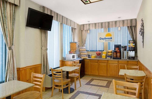 Biscoe Hotel | Days Inn by Wyndham Biscoe