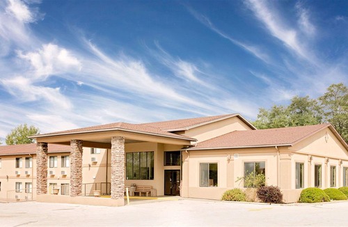 Boonville Hotel | Days Inn by Wyndham Boonville