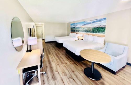 Burleson Hotel | Days Inn by Wyndham Burleson Ft. Worth