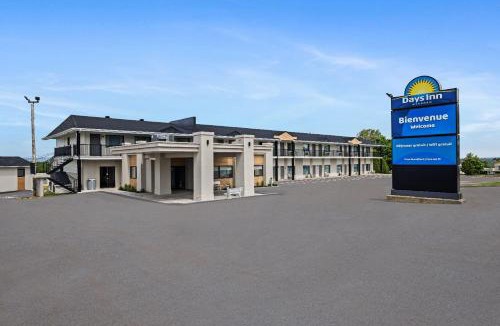 Riviere Du Loup Hotel | Days Inn by Wyndham Riviere-Du-Loup