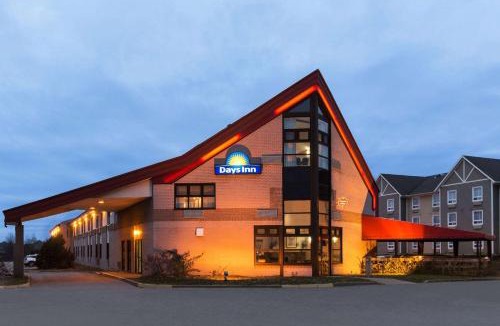 Trois-Rivieres Ouest Hotel | Days Inn by Wyndham Trois-Rivieres