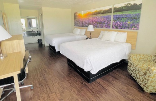 Canton Hotel | Days Inn by Wyndham Canton
