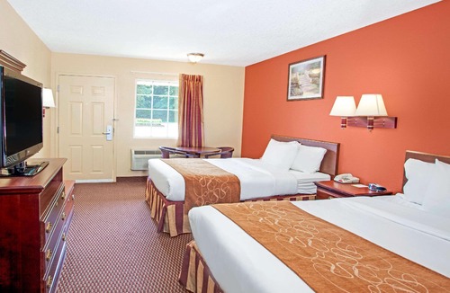 Canton Hotel | Days Inn by Wyndham Canton