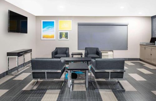 Carthage Hotel | Days Inn by Wyndham Carthage