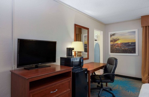 Casper Hotel | Days Inn by Wyndham Casper