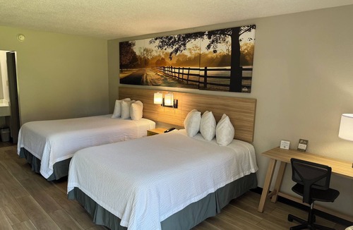 Crystal River Hotel | Days Inn by Wyndham Crystal River