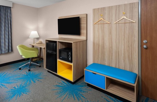 Eagle River Hotel | Days Inn by Wyndham Eagle River