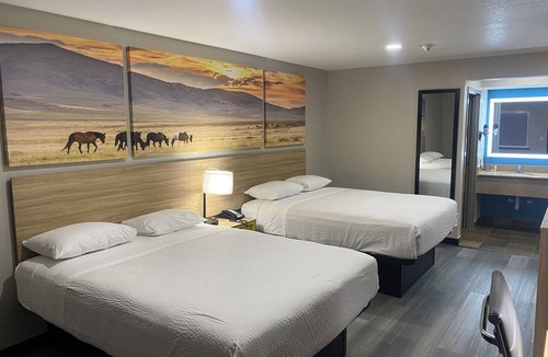 El Paso Hotel | Days Inn by Wyndham El Paso West