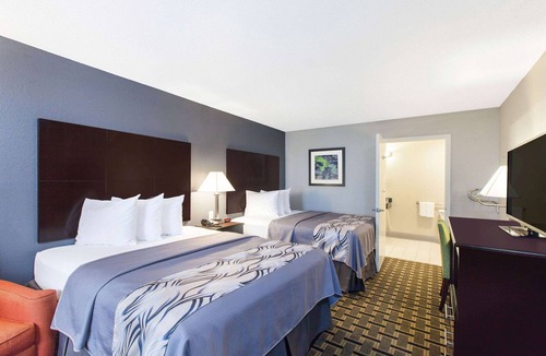 Ennis Hotel | Days Inn by Wyndham Ennis