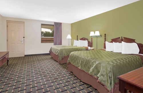 Eufaula Hotel | Days Inn by Wyndham Eufaula AL