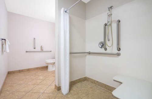 Faribault Hotel | Days Inn by Wyndham Faribault