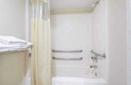 Fort Payne Hotel | Days Inn by Wyndham Fort Payne