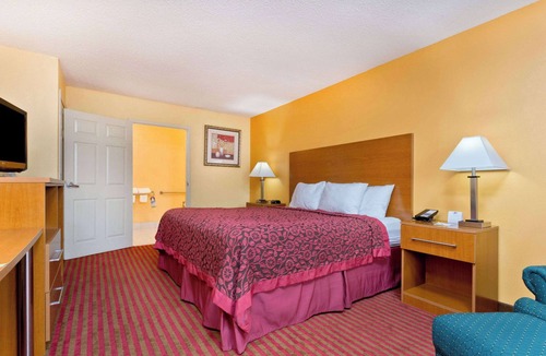 Franklin Hotel | Days Inn by Wyndham Franklin