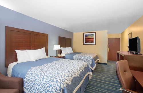 Grand Island Hotel | Days Inn by Wyndham Grand Island