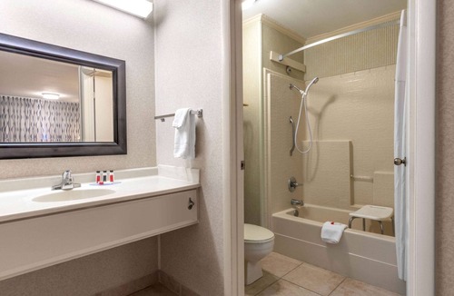 Grants Hotel | Days Inn by Wyndham Grants