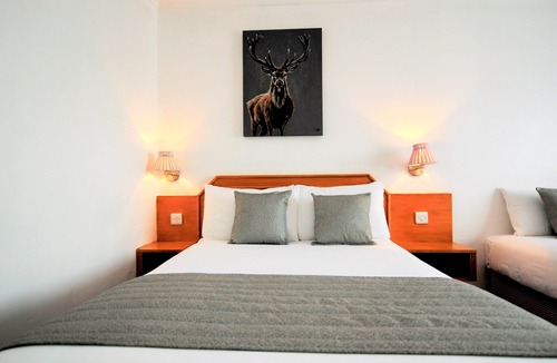 Hamilton Hotel | Days Inn by Wyndham Hamilton