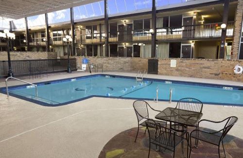Henryetta Hotel | Days Inn by Wyndham Henryetta