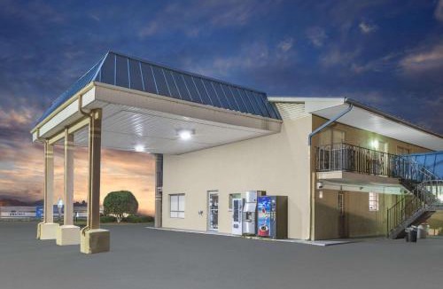 Jacksonville Hotel | Days Inn by Wyndham Jacksonville