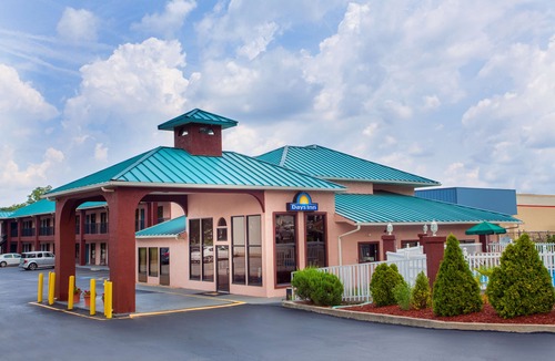 Jackson Hotel | Days Inn by Wyndham Jackson
