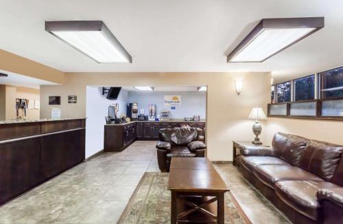 Jackson Hotel | Days Inn by Wyndham Jackson