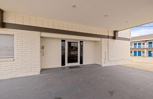 Kenedy Hotel | Days Inn by Wyndham Kenedy Karnes City