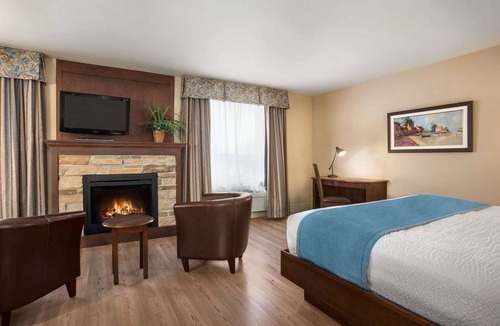 Saint-Nicolas Hotel | Days Inn by Wyndham Levis