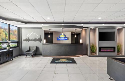 Ferndale Hotel | Days Inn by Wyndham Liberty