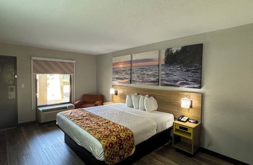 Longview Hotel | Days Inn by Wyndham Longview South