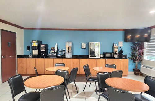 Lumberton Hotel | Days Inn by Wyndham Lumberton