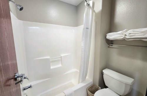 Lumberton Hotel | Days Inn by Wyndham Lumberton
