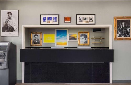Whitehaven Hotel | Days Inn by Wyndham Memphis at Graceland