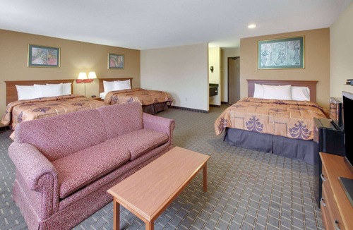 Mesquite Hotel | Days Inn by Wyndham Mesquite Rodeo TX
