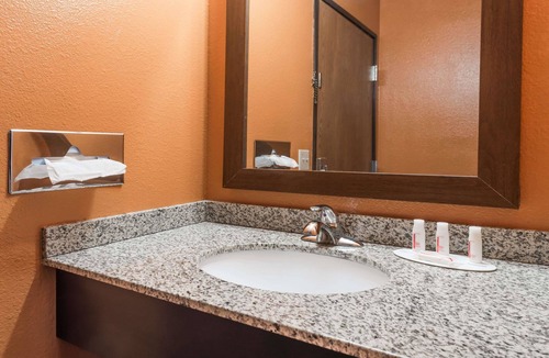 Mexico Hotel | Days Inn by Wyndham Mexico