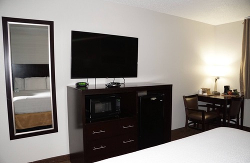 Mexico Hotel | Days Inn by Wyndham Mexico