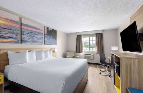 Miami Hotel | Days Inn by Wyndham Miami