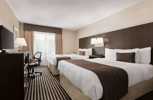Miramichi Hotel | Days Inn by Wyndham Miramichi NB