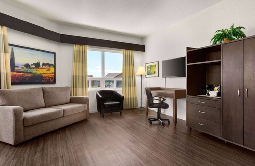 Montmagny Hotel | Days Inn by Wyndham Montmagny