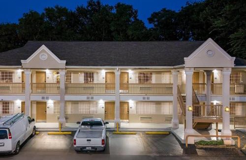 Nacogdoches Hotel | Days Inn by Wyndham Nacogdoches/SFA University/Downtown