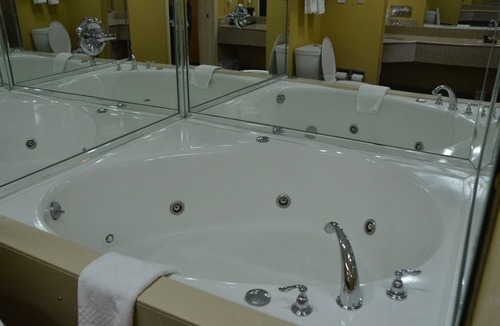 Nashville Hotel | Days Inn by Wyndham Nashville Airport