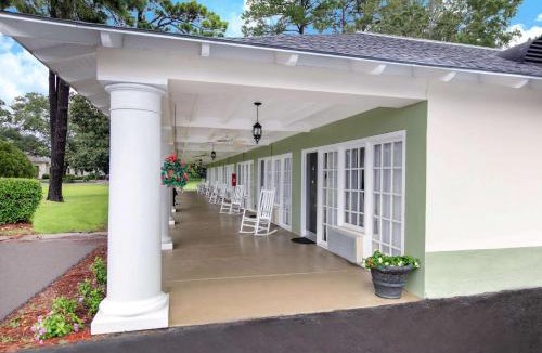 Natchez Hotel | Days Inn by Wyndham Natchez