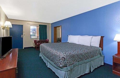 Central Oklahoma City Hotel | Days Inn by Wyndham Oklahoma City Fairground