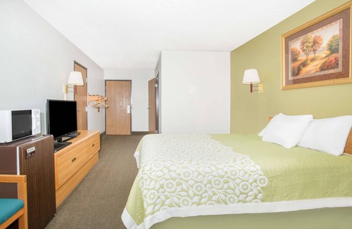Ogallala Hotel | Days Inn by Wyndham Ogallala