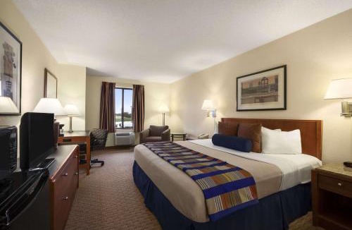 Oglesby Hotel | Days Inn by Wyndham Oglesby/Starved Rock