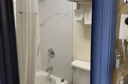 Okmulgee Hotel | Days Inn by Wyndham Okmulgee
