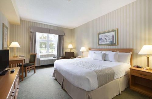 Rama Hotel | Days Inn by Wyndham Orillia